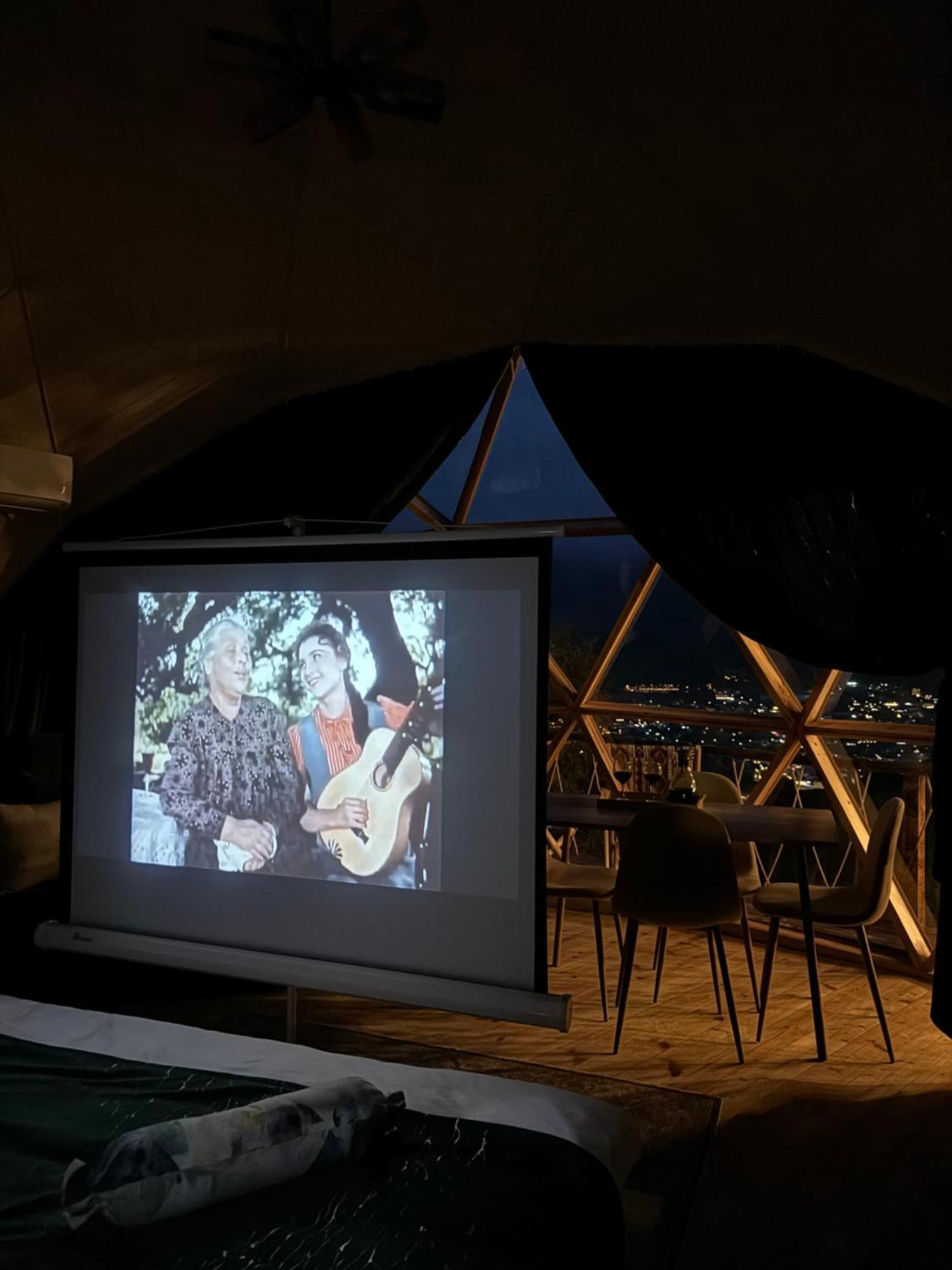 Glamping Emerald 卡兹贝吉 外观 照片
